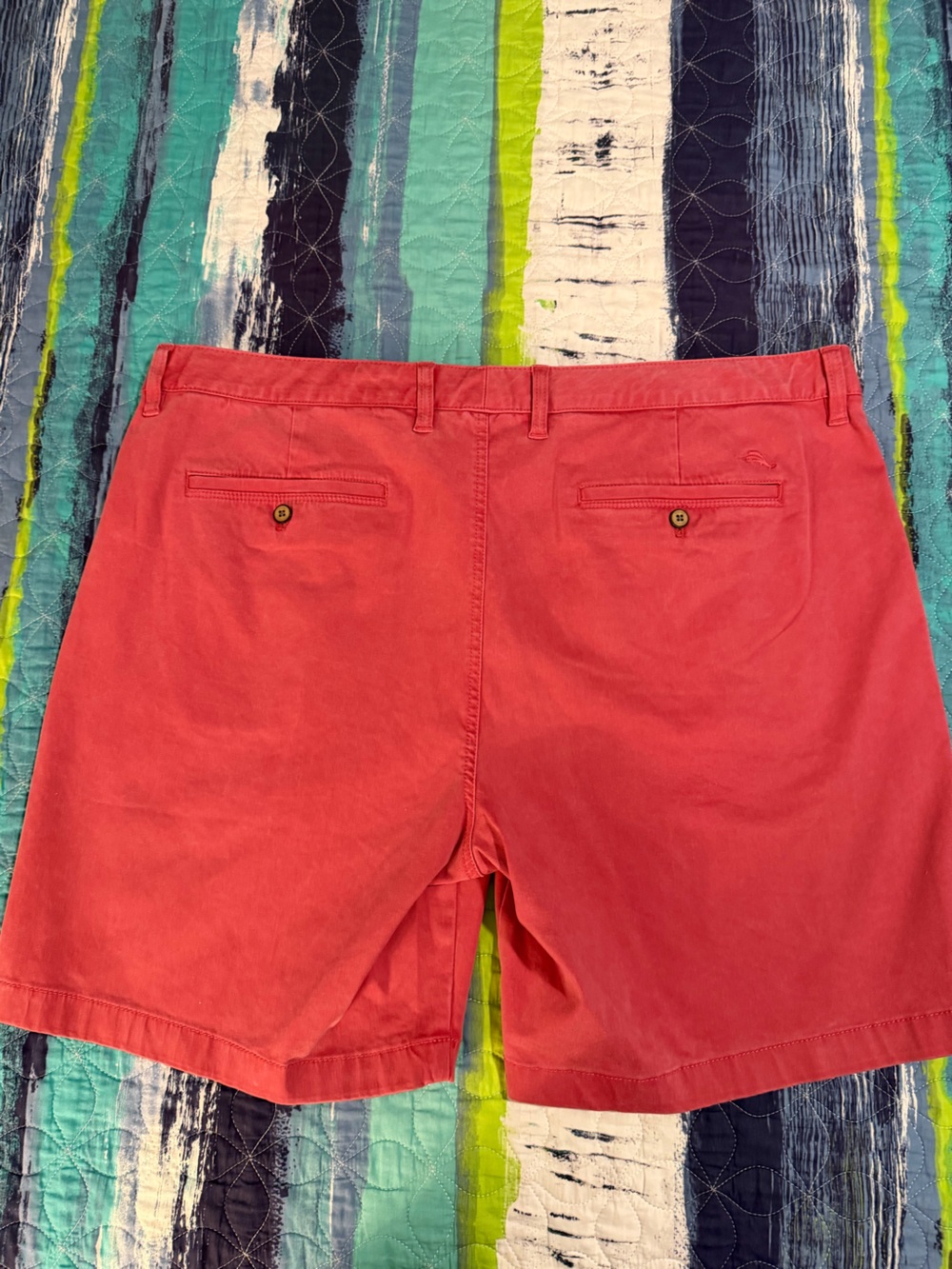 Tommy Bahama Shorts - Picture 2 of 4